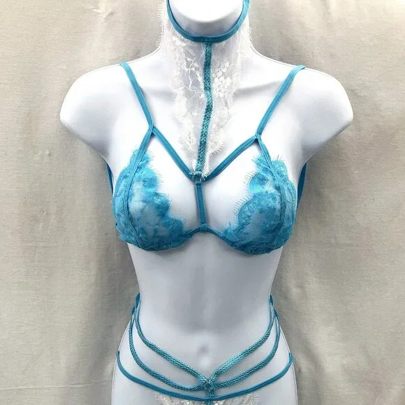 Yandy Cinderella Inspired Lace Lingerie Set with Garter - Picture 1 of 7